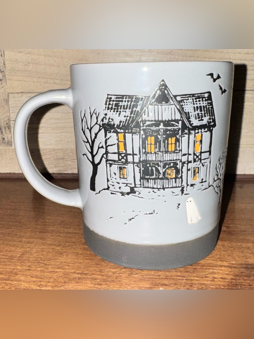 Cute 🥰 GRAY HAUNTED HOUSE 🏚️ by Prima Design 14oz Ceramic Mug NWT